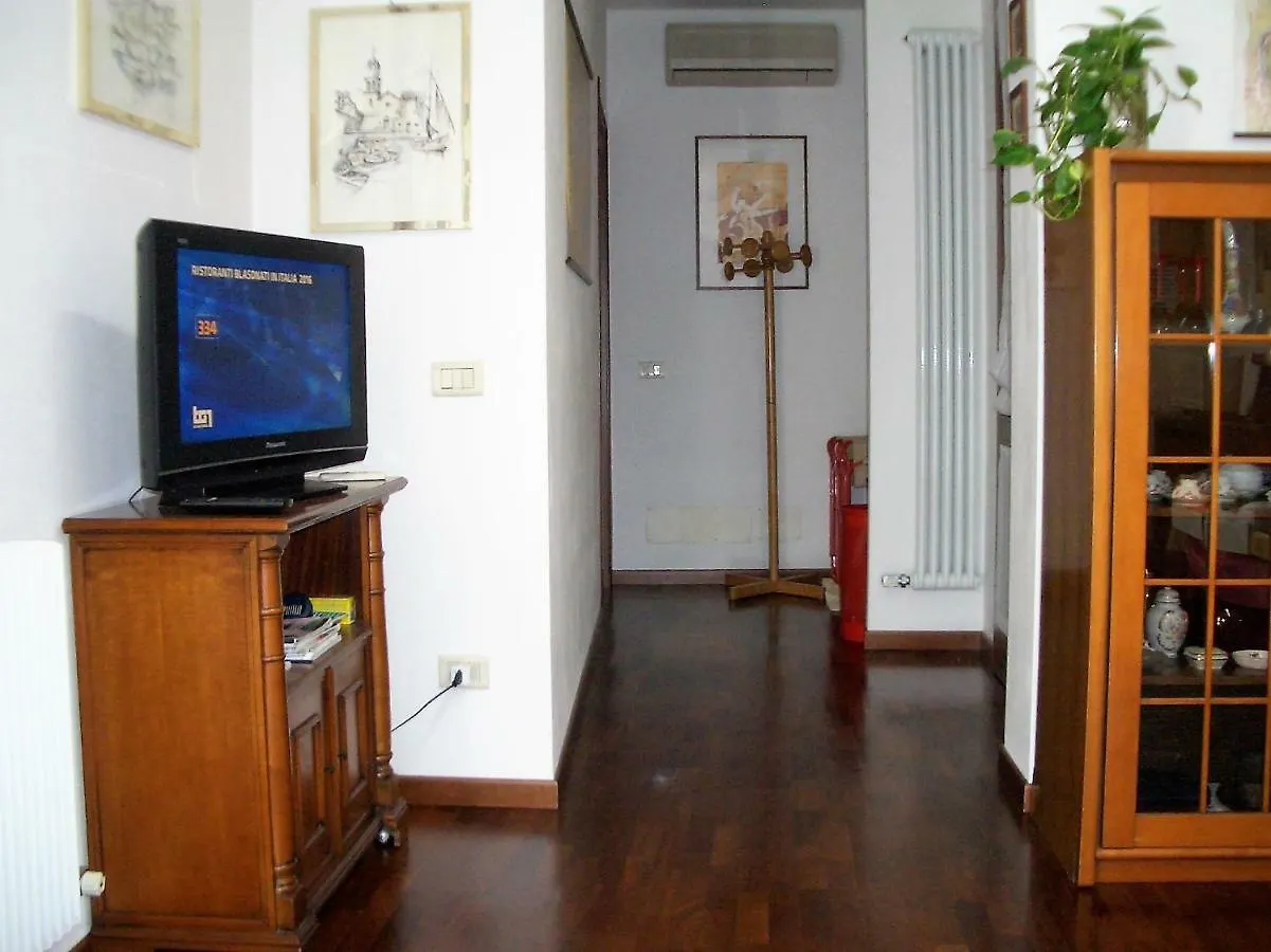 Mamma Mia On Ground Floor With Private Parking Tv-Venice Treviso 0*,